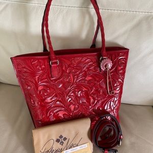 PATRICIA NASH Designer Leather Shoulder Bag
Cut out Tooling Collection ~RED